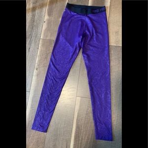 Sz M Nike Pro Dry-Fit Leggings